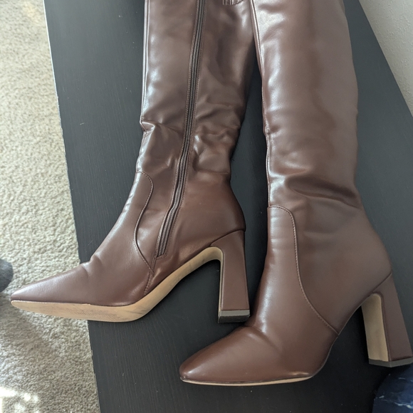GABRIELLE UNION Womens Brown Comfort Ora Pointed Toe Stacked Heel Boots 10 - Picture 2 of 6